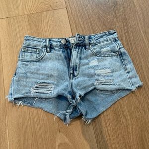 Ripped jeans shorts